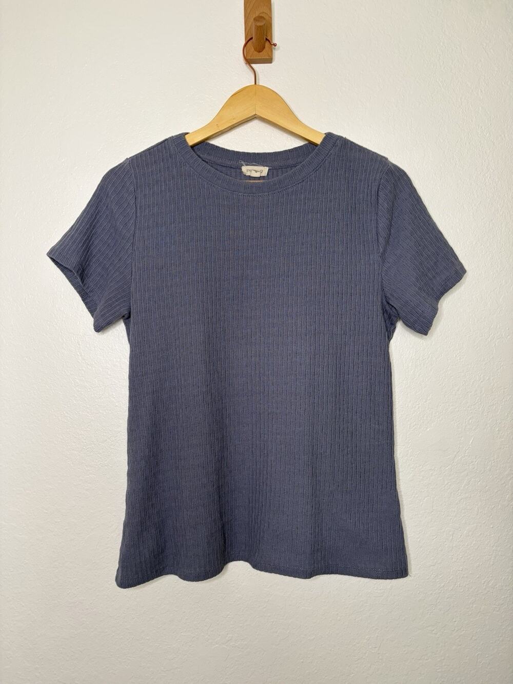 Anthropologie Pilcro Short Sleeve Crew Neck Tee Size Large Effortless Casual